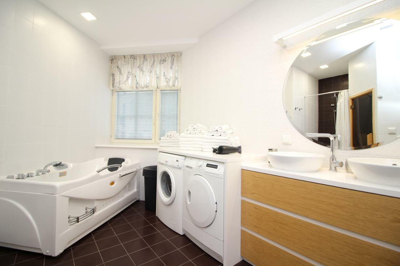 Tallinn City Apartments 4 Bedroom With Sauna And 2 Bathroom Talin Exterior foto